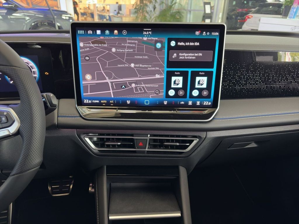 Volkswagen Tiguan 2026 г. Зелёный, пробег 9850 км