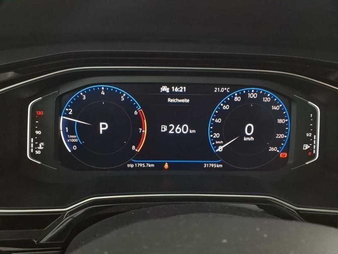 Volkswagen Polo 2023 г. Чёрный, пробег 31795 км