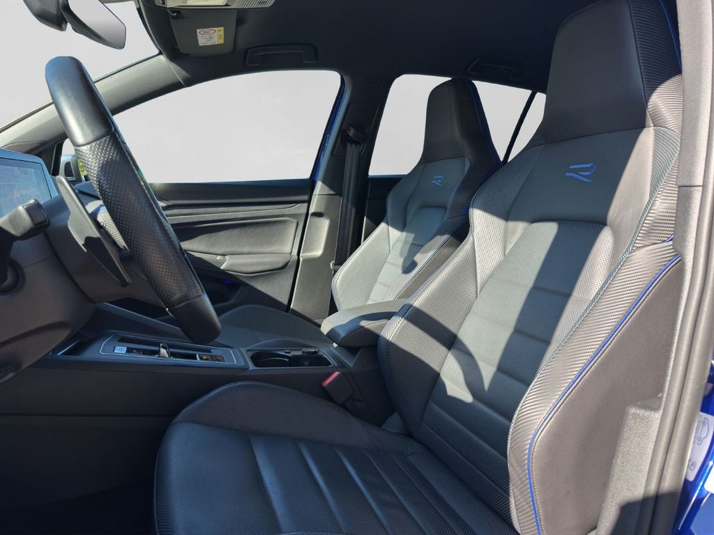Volkswagen Golf 2022 г. Синий, пробег 53278 км