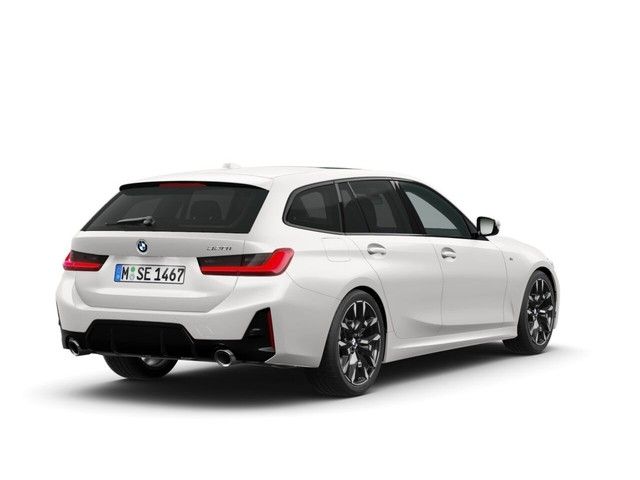BMW 320 2025 г. Чёрный, пробег 16348 км