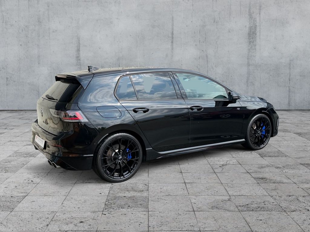 Volkswagen Golf 2025 г. Чёрный, пробег 20362 км
