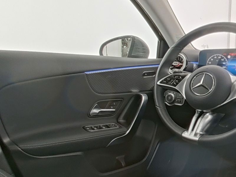 Mercedes-Benz A 200 2026 г. Серый, пробег 28795 км