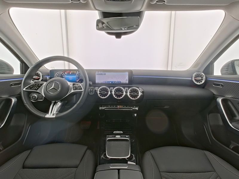 Mercedes-Benz A 200 2026 г. Серый, пробег 28795 км