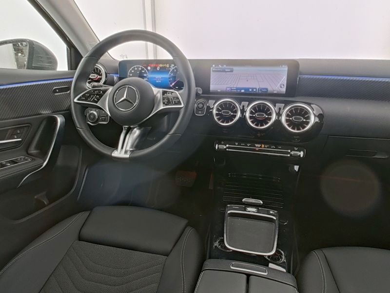 Mercedes-Benz A 200 2026 г. Серый, пробег 28795 км