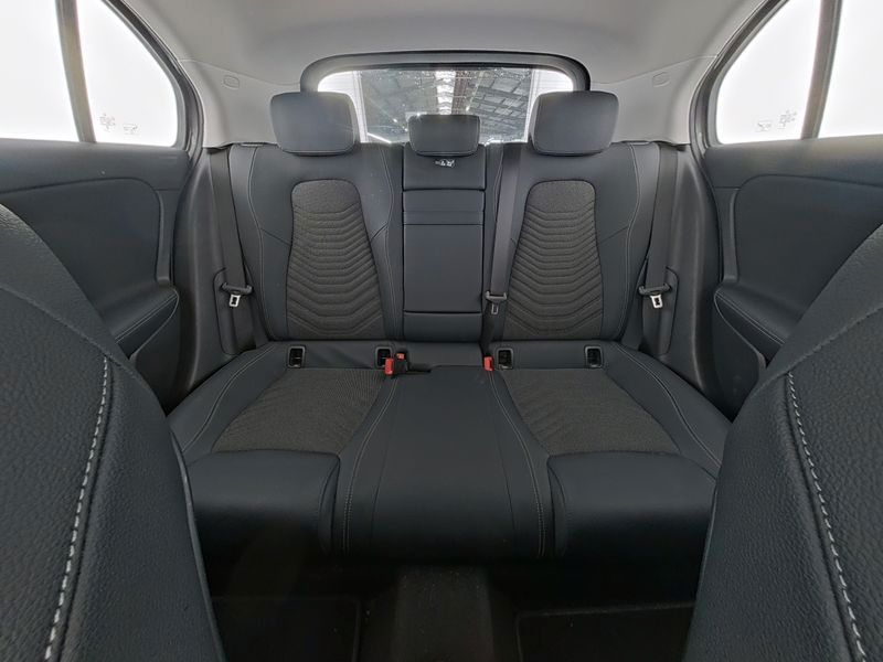 Mercedes-Benz A 200 2026 г. Серый, пробег 28795 км