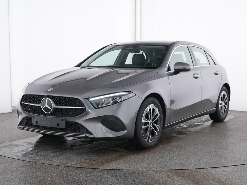 Mercedes-Benz A 200 2026 г. Серый, пробег 28795 км