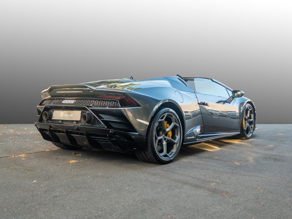 Lamborghini Huracán 2021 г. Серый, пробег 38800 км