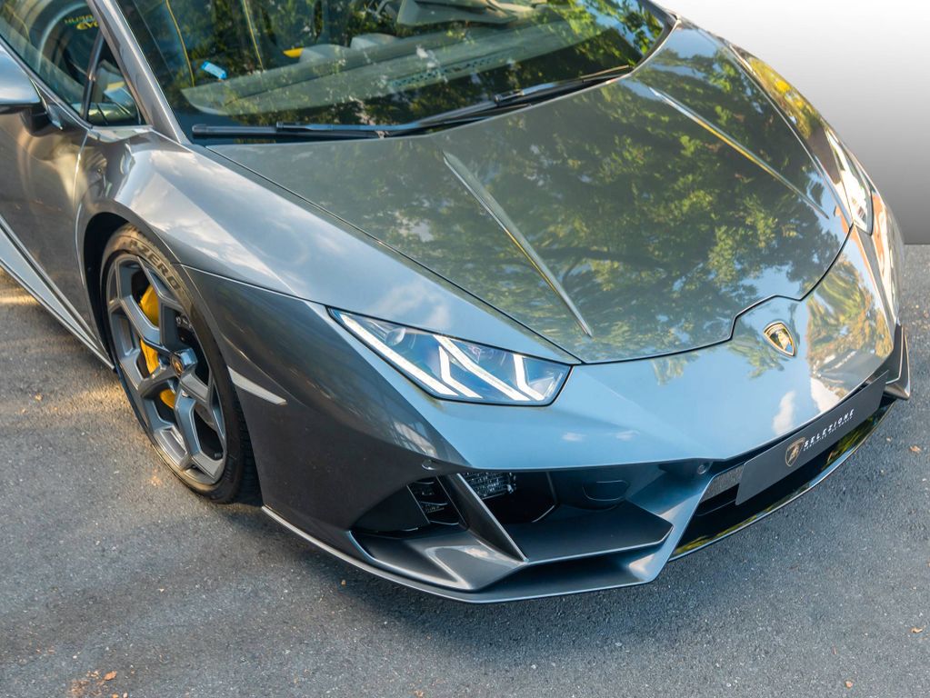Lamborghini Huracán 2021 г. Серый, пробег 38800 км