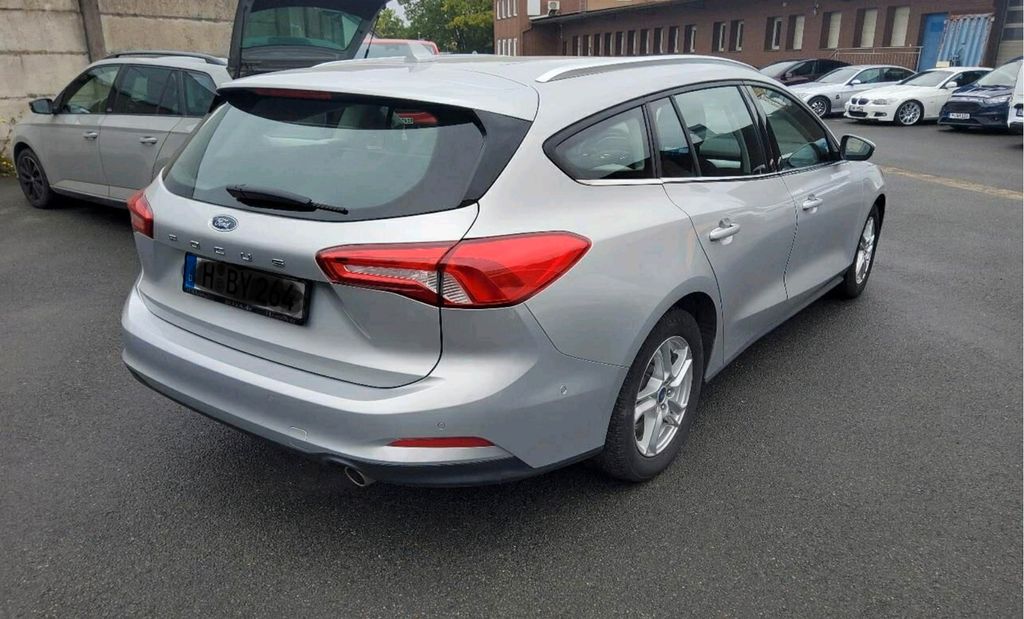 Ford Focus 2022 г. Серебристый, пробег 51400 км
