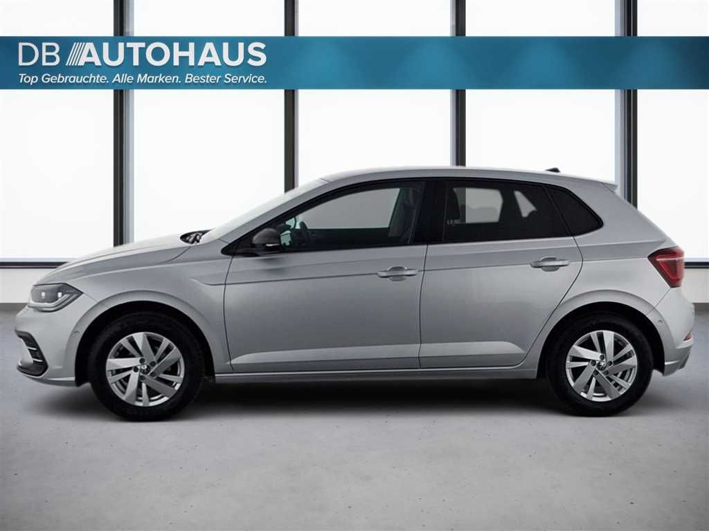 Volkswagen Polo 2024 г. Серебристый, пробег 30690 км