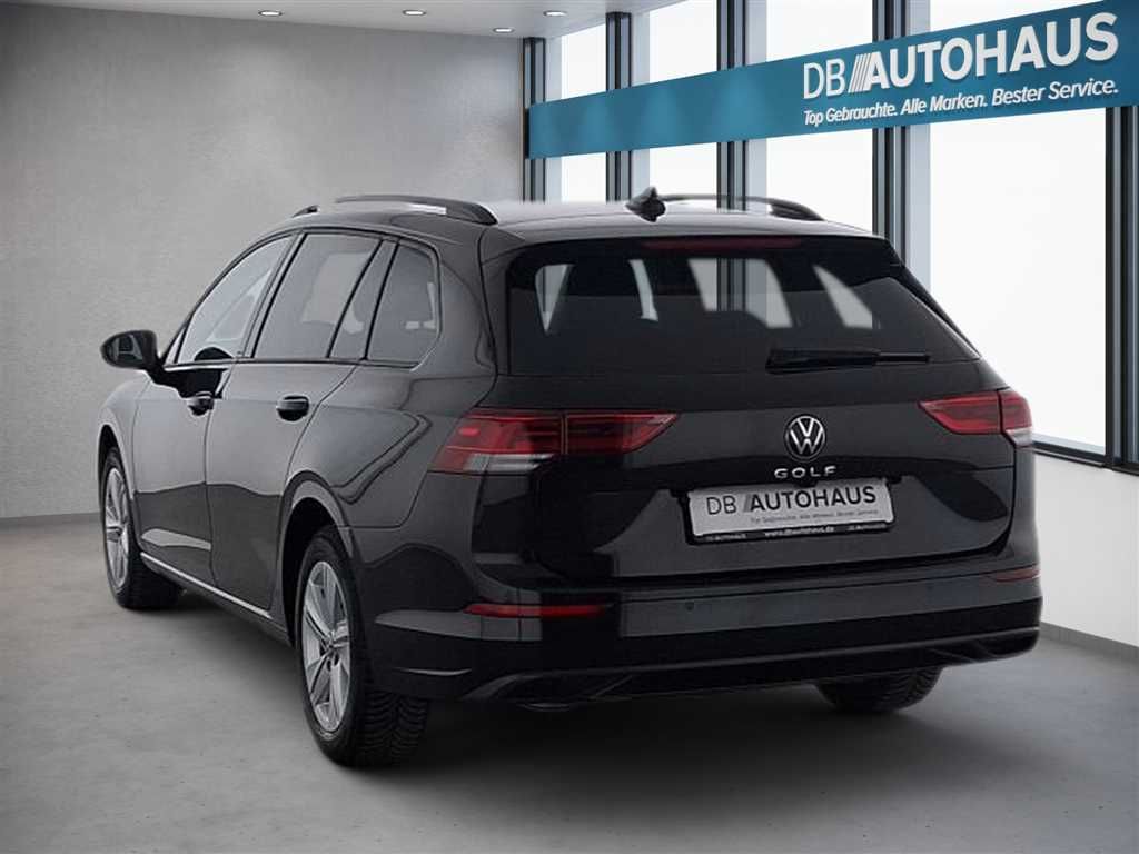 Volkswagen Golf 2024 г. Чёрный, пробег 59122 км