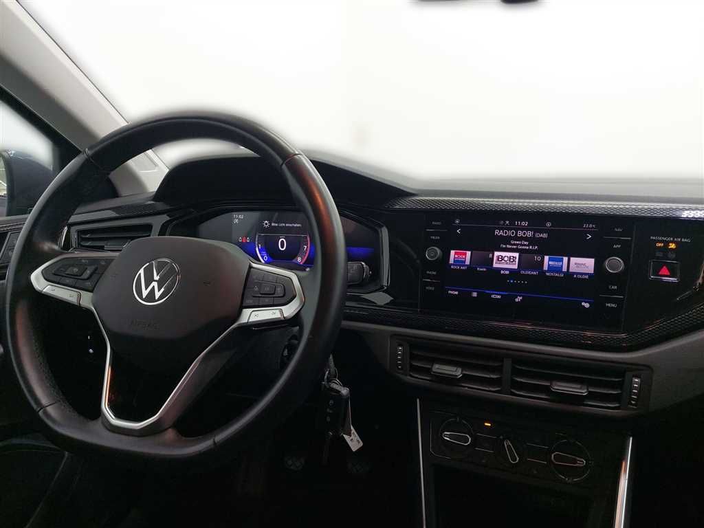 Volkswagen Polo 2023 г. Серый, пробег 40929 км
