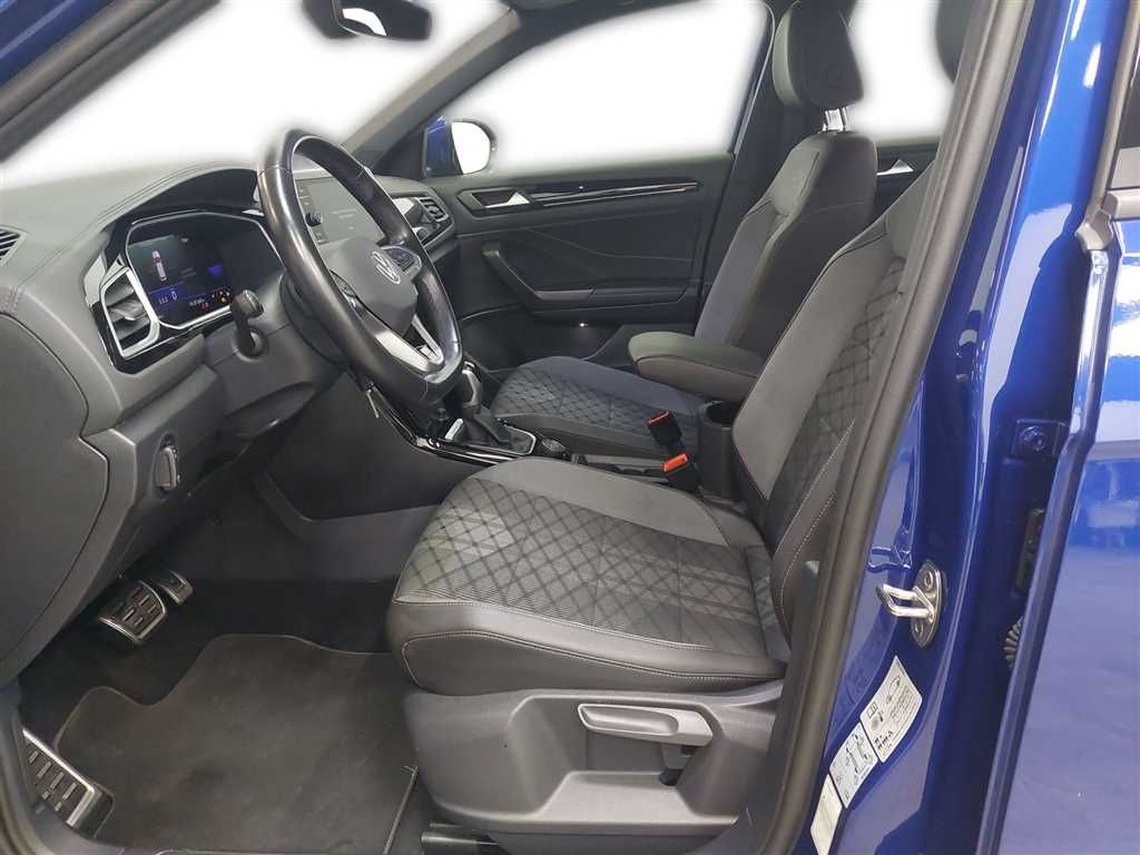 Volkswagen T-Roc 2024 г. Синий, пробег 59054 км