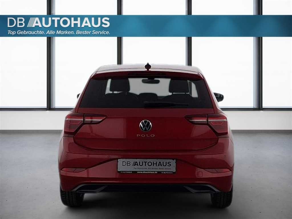 Volkswagen Polo 2024 г. Красный, пробег 34223 км