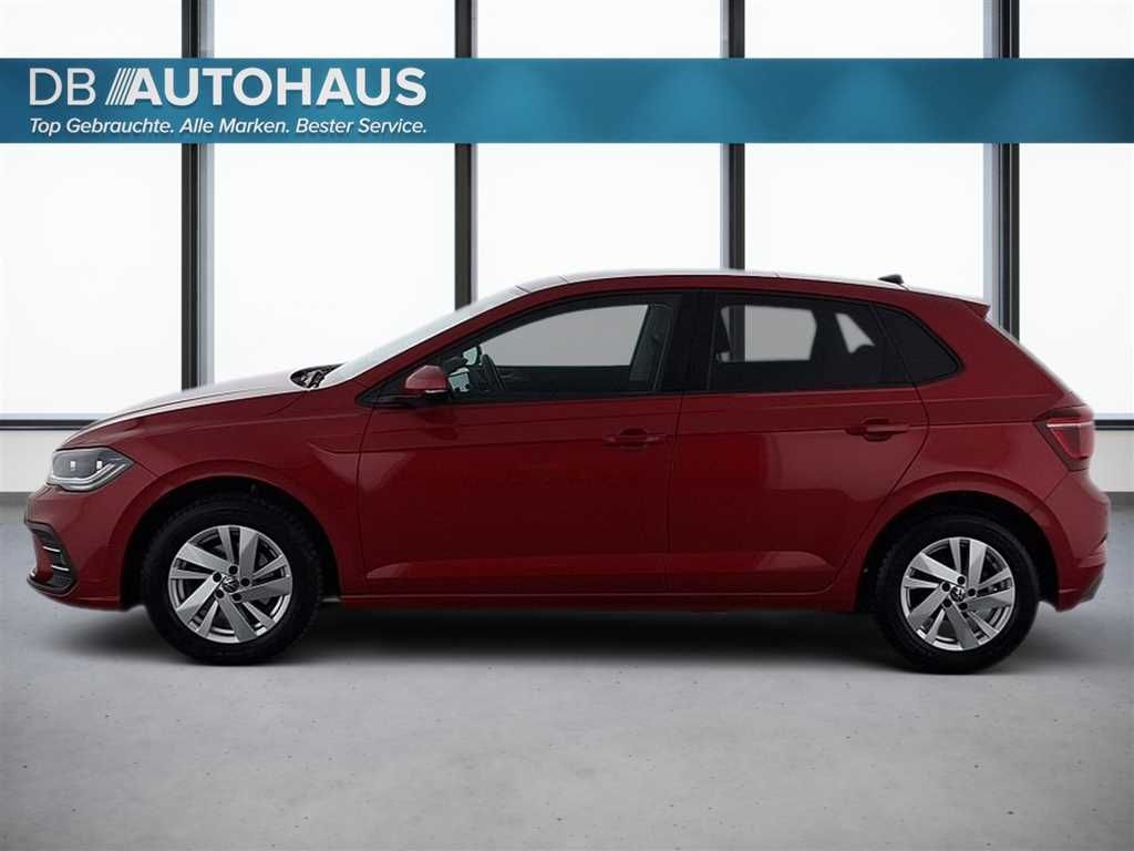 Volkswagen Polo 2024 г. Красный, пробег 34223 км