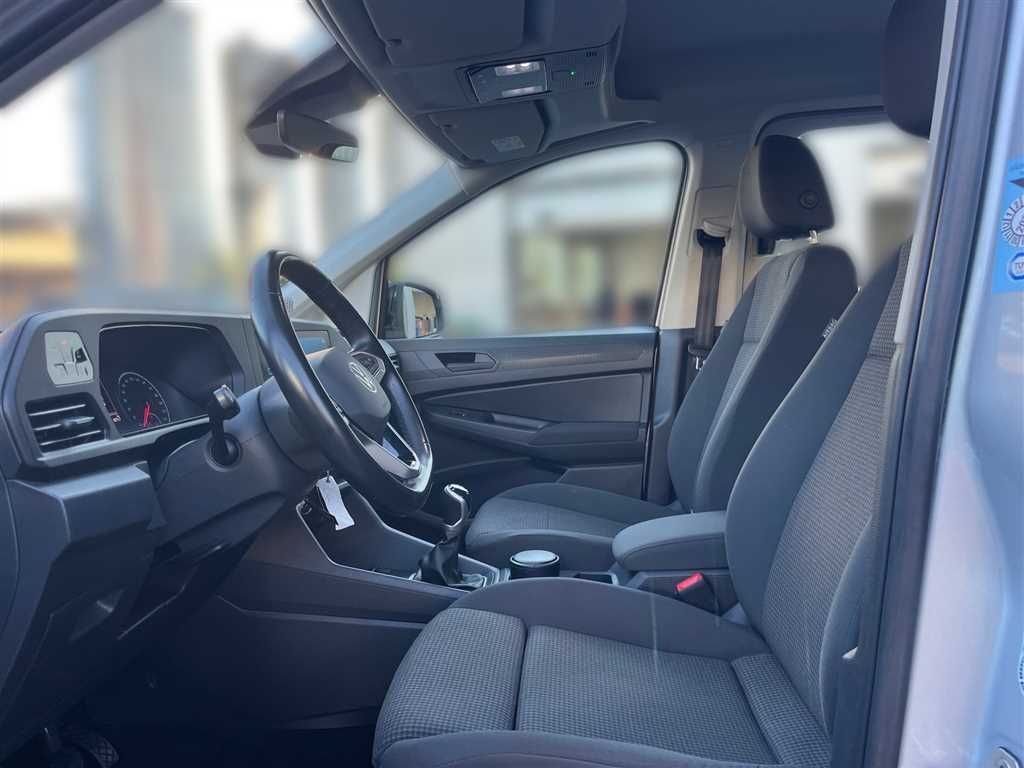 Volkswagen Caddy 2023 г. Серебристый, пробег 45501 км
