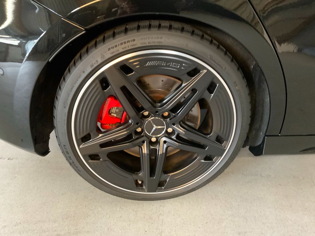 Mercedes-Benz A 45 AMG 2024 г. Чёрный, пробег 46520 км
