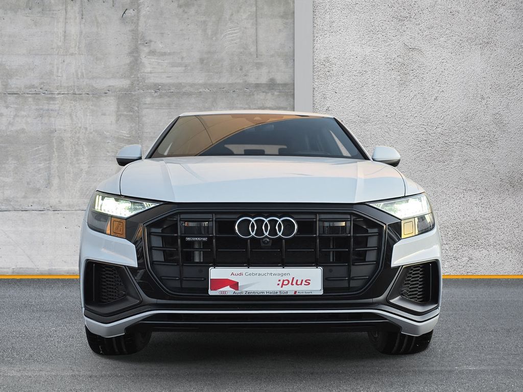 Audi Q8 2023 г. Белый, пробег 41915 км