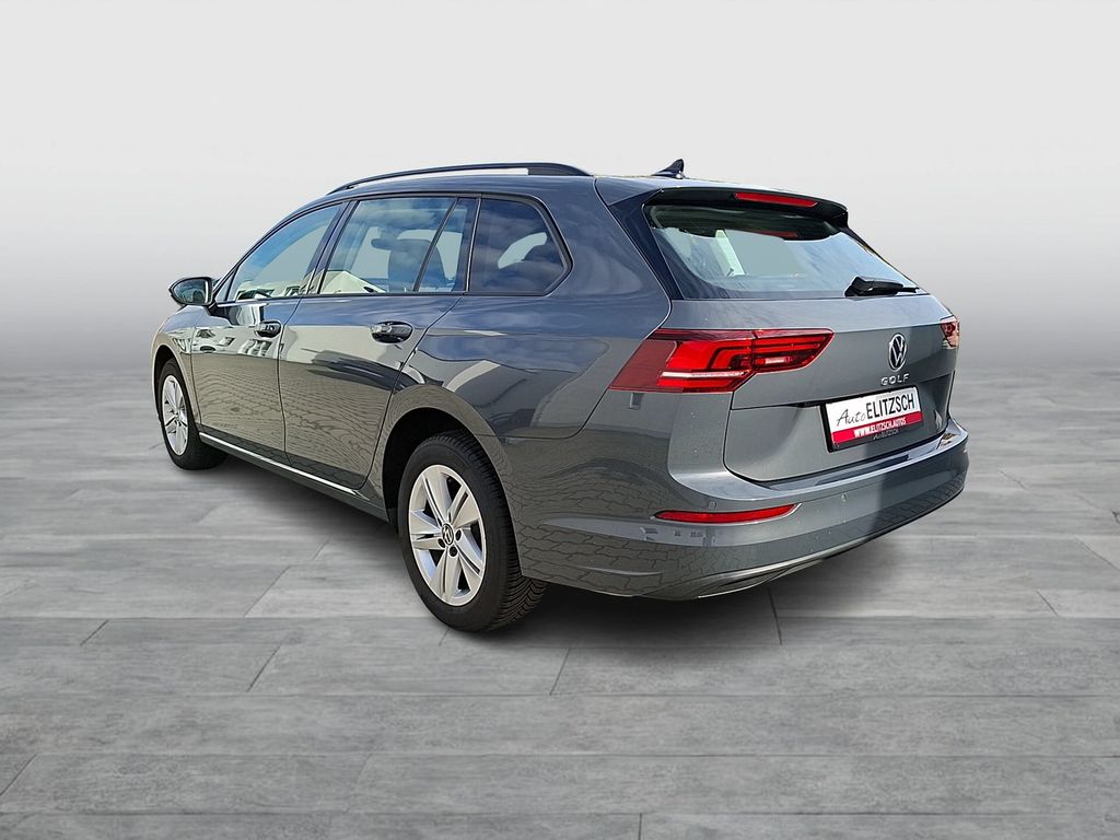 Volkswagen Golf 2024 г. Серый, пробег 12500 км