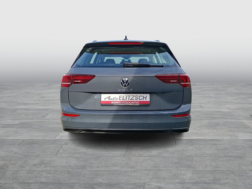 Volkswagen Golf 2024 г. Серый, пробег 12500 км