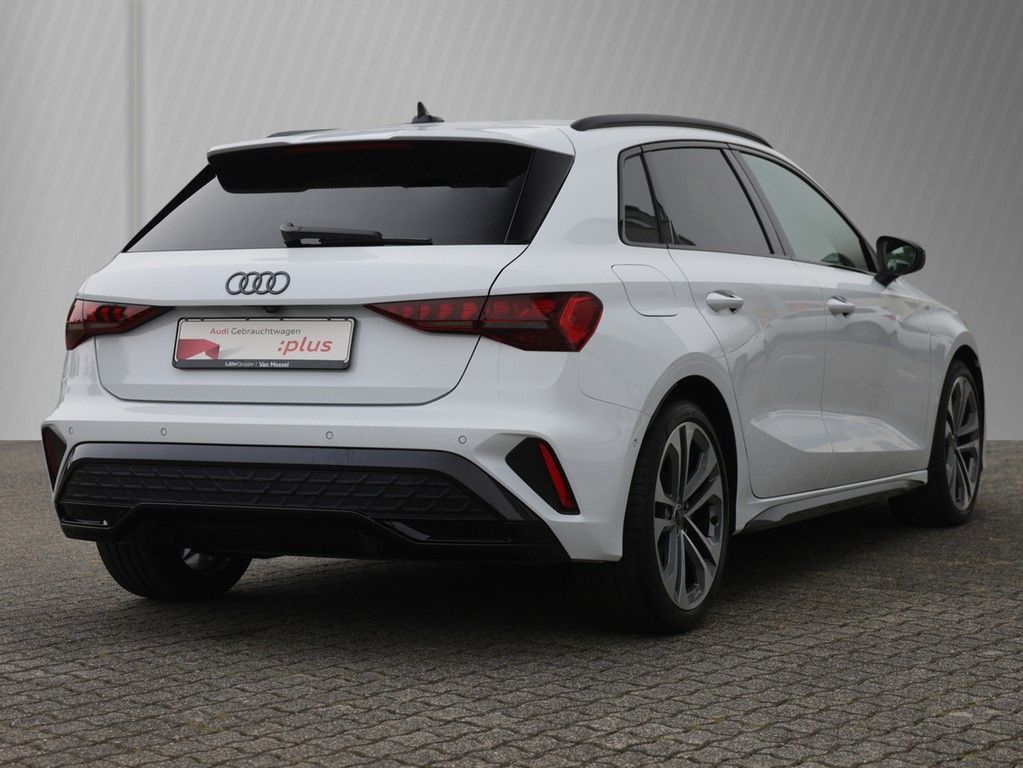 Audi A3 2025 г. Белый, пробег 27000 км