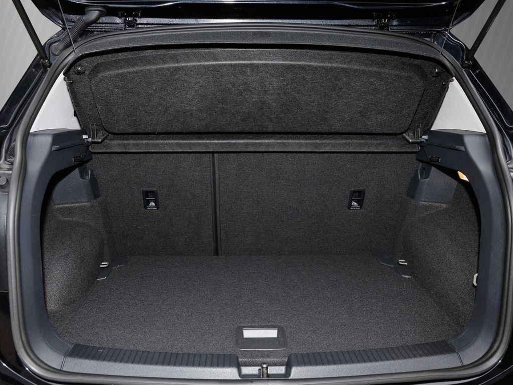 Volkswagen T-Cross 2022 г. Чёрный, пробег 41977 км