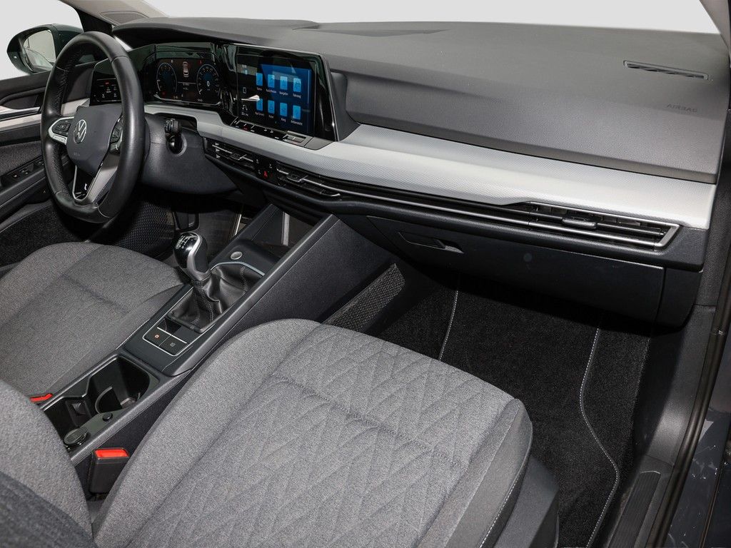 Volkswagen Golf 2024 г. Серый, пробег 14155 км