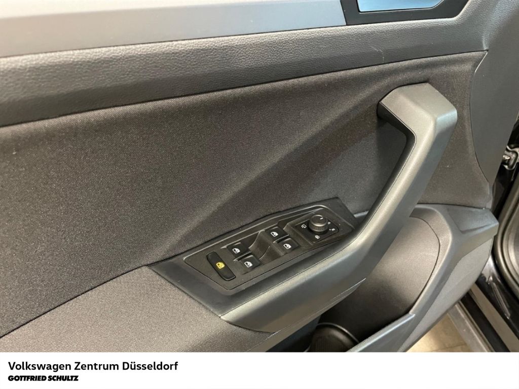 Volkswagen T-Roc 2023 г. Чёрный, пробег 39471 км