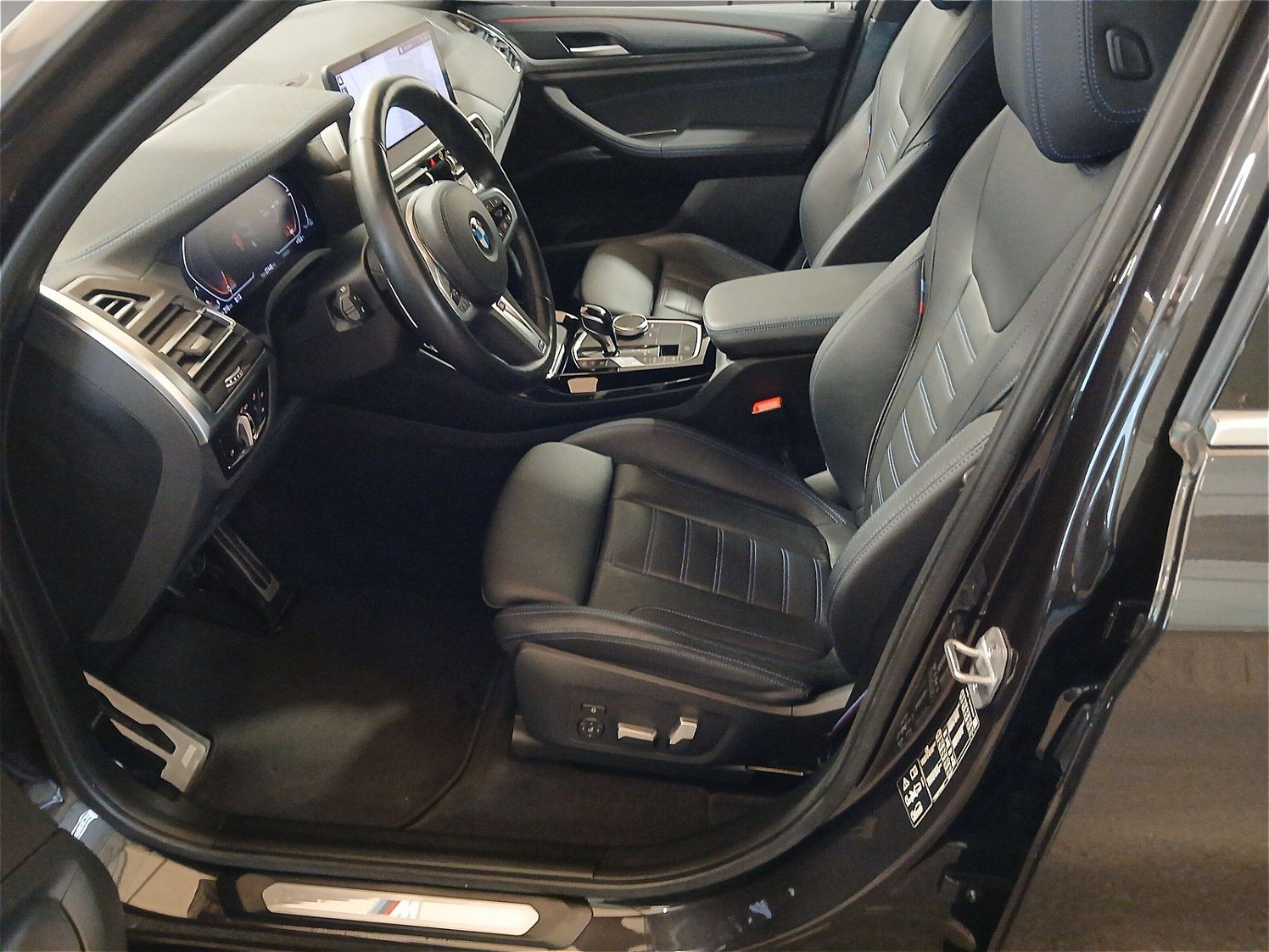 BMW X3 2023 г. Серый, пробег 27440 км