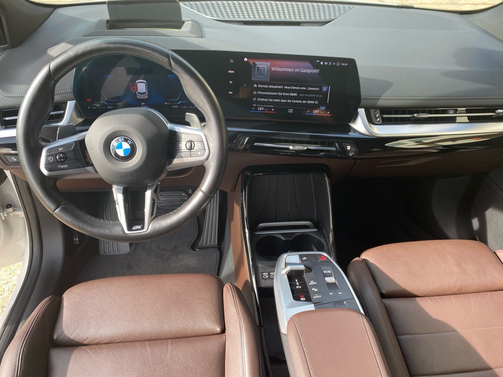 BMW 220 ACTIVE TOURER 2022 г. Белый, пробег 51451 км