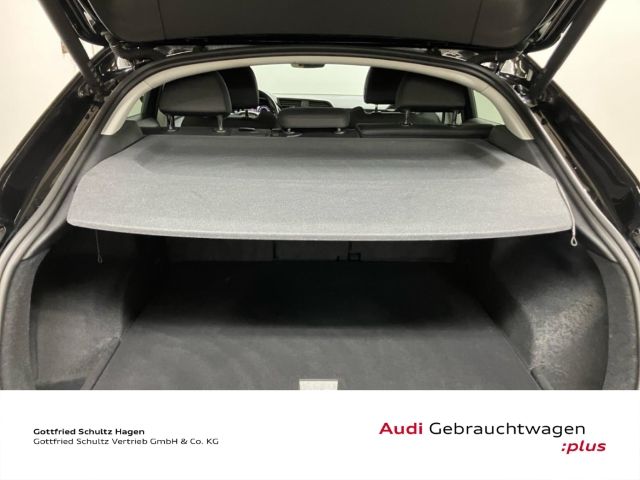 Audi Q3 2022 г. Чёрный, пробег 36190 км