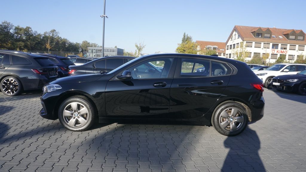 BMW 118 2023 г. Чёрный, пробег 37947 км