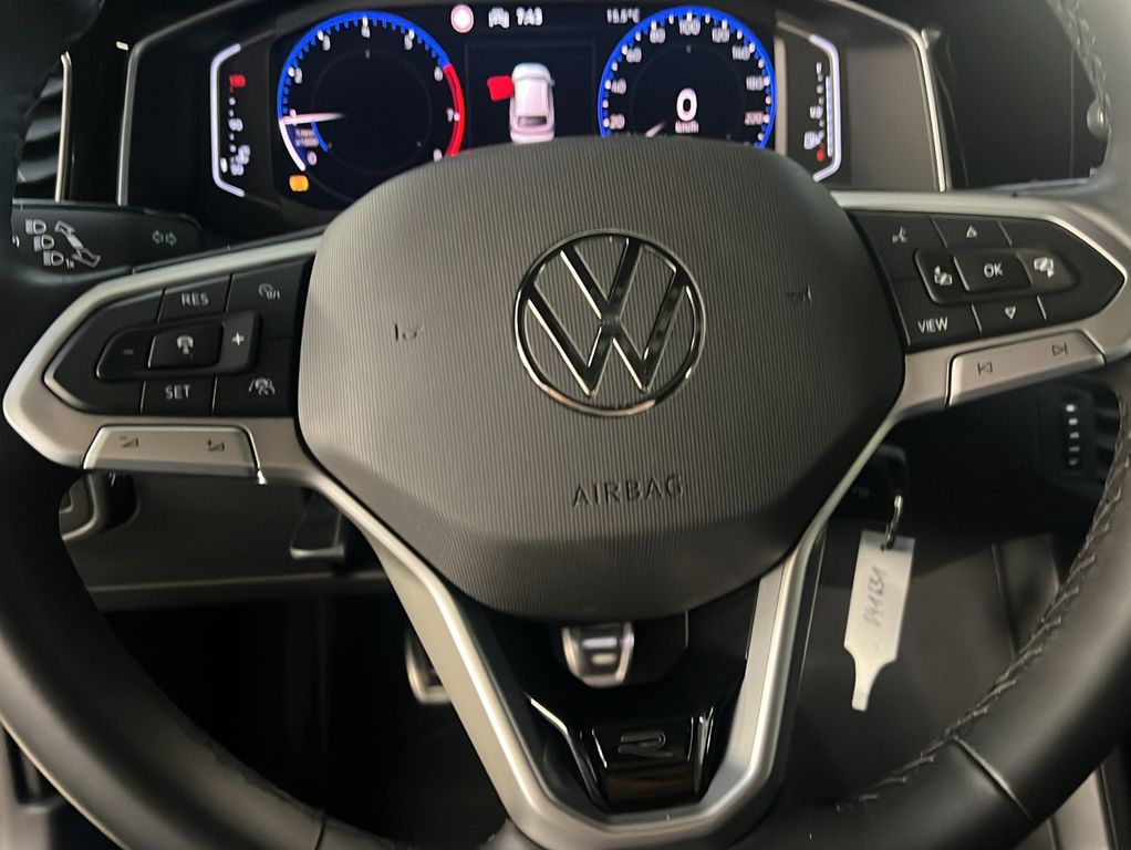 Volkswagen Taigo 2025 г. Серый, пробег 22457 км