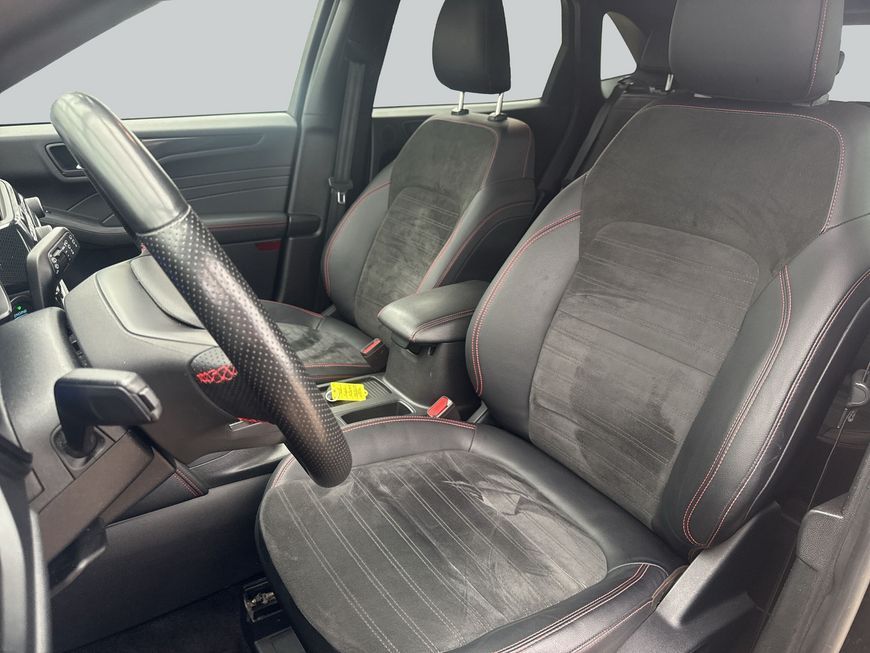 Ford Kuga 2022 г. Чёрный, пробег 56631 км
