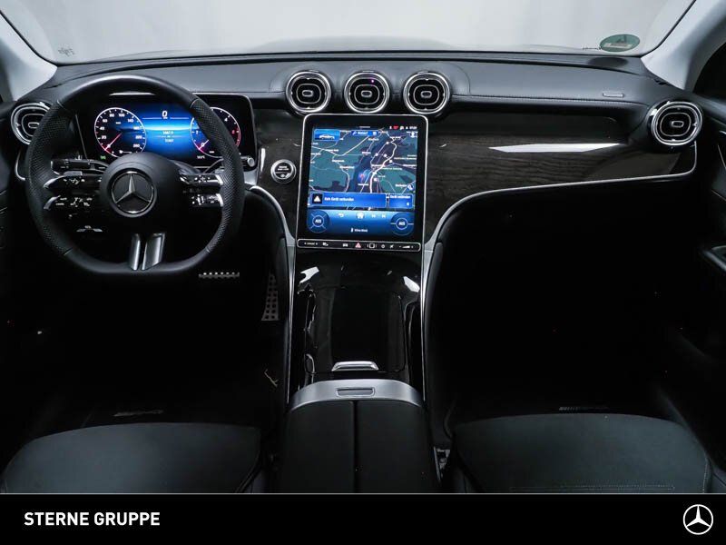 Mercedes-Benz GLC 300 2025 г. Чёрный, пробег 21766 км