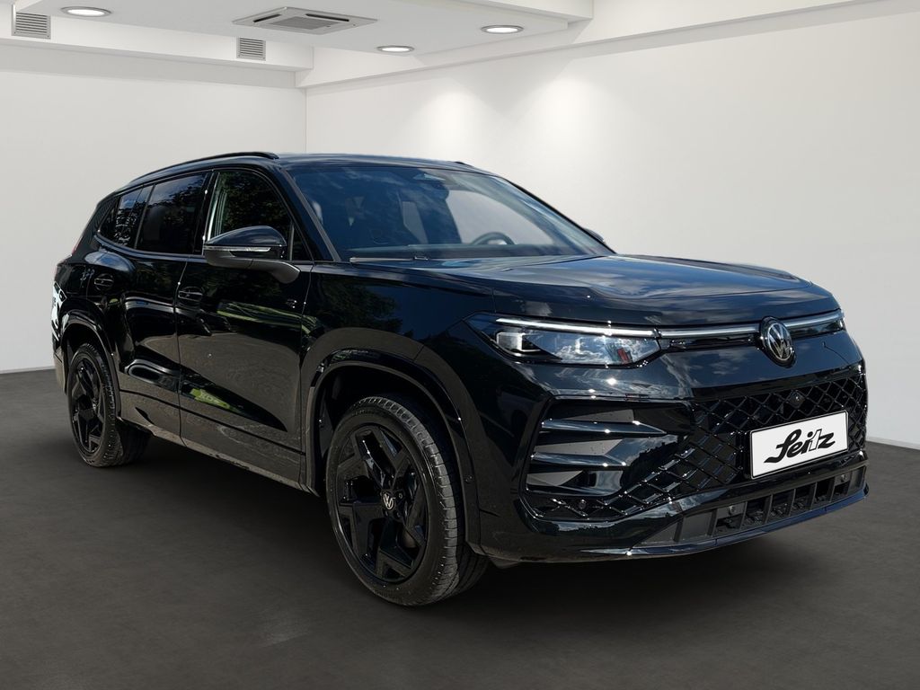 Volkswagen Tayron 2026 г. Чёрный, пробег 3000 км