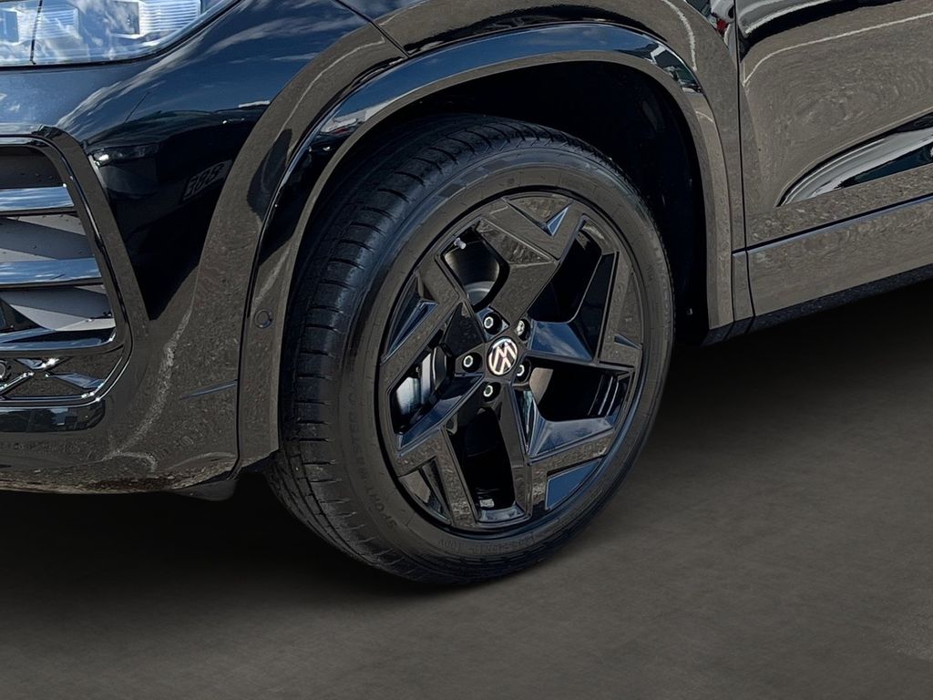 Volkswagen Tayron 2026 г. Чёрный, пробег 3000 км