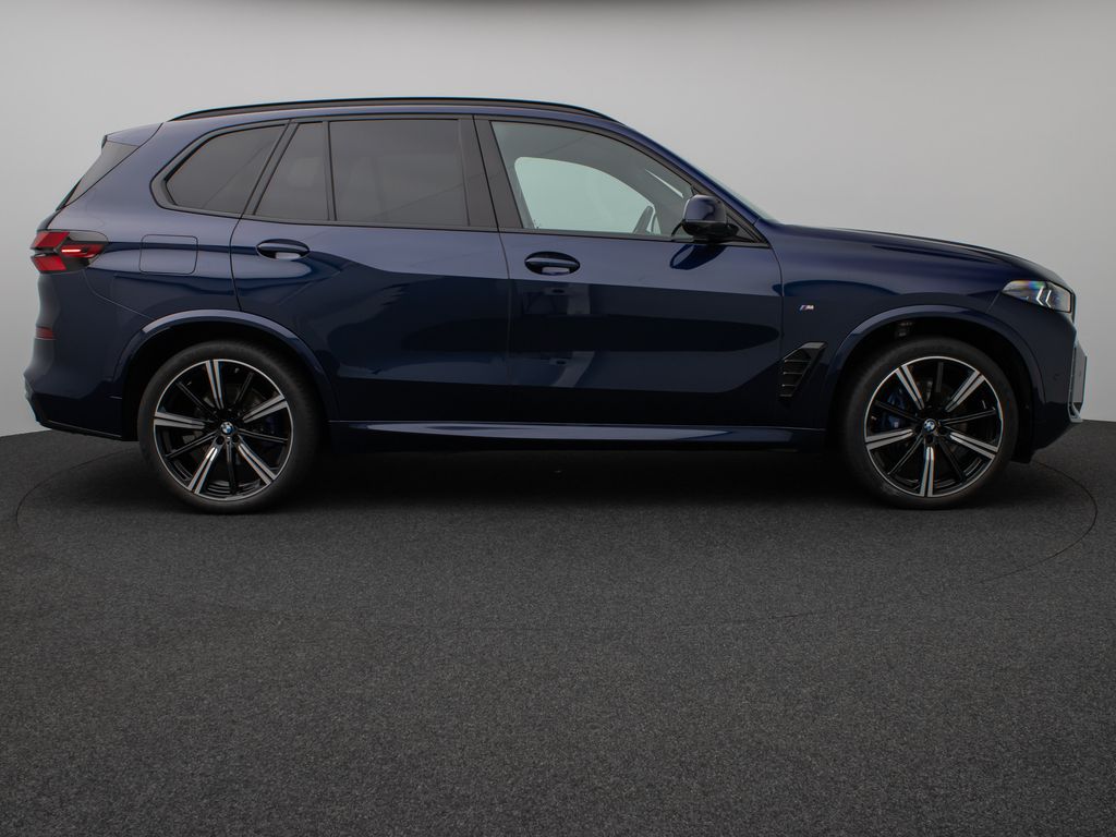 BMW X5 2024 г. Синий, пробег 34511 км