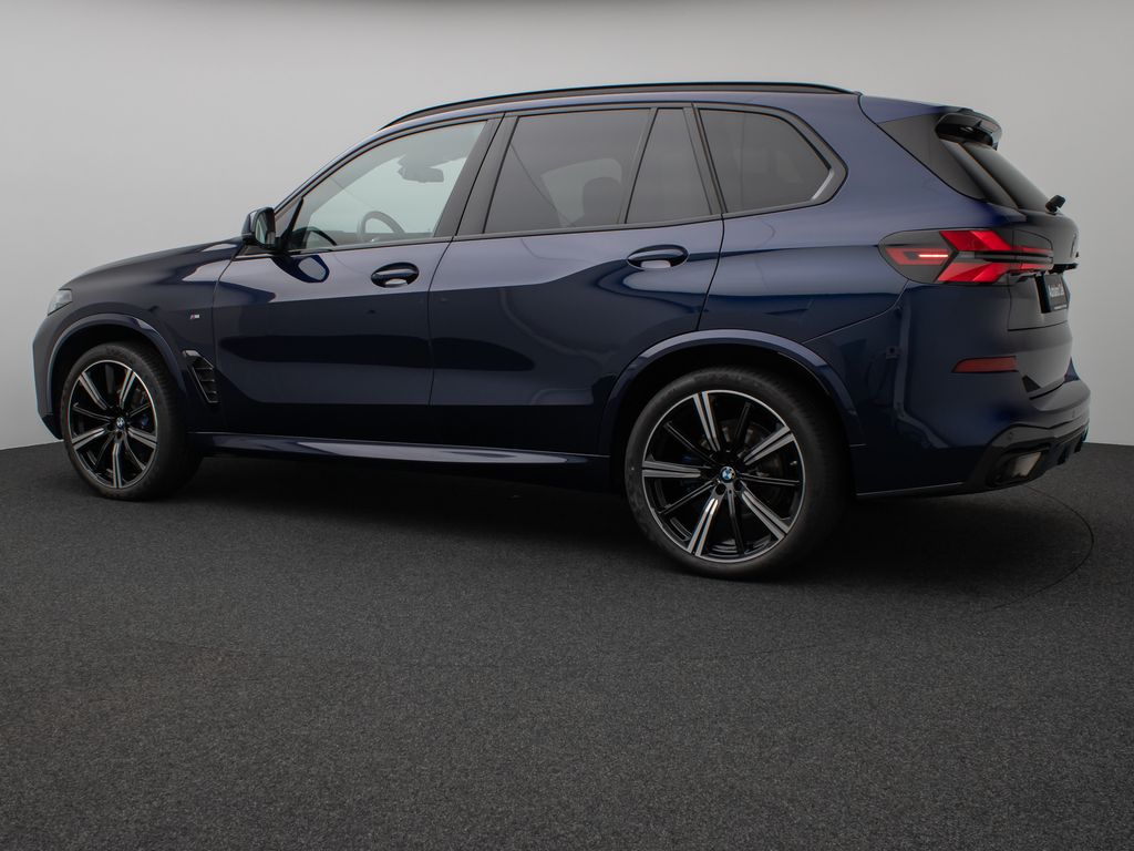 BMW X5 2024 г. Синий, пробег 34511 км