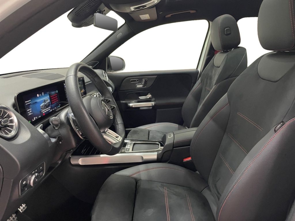 Mercedes-Benz GLB 35 AMG 2025 г. Белый, пробег 10602 км