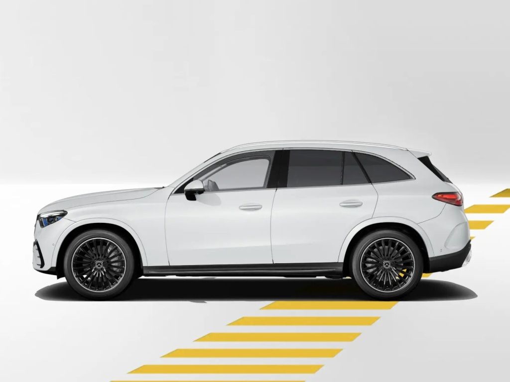Mercedes-Benz GLC 200 2025 г. Белый, пробег 12206 км
