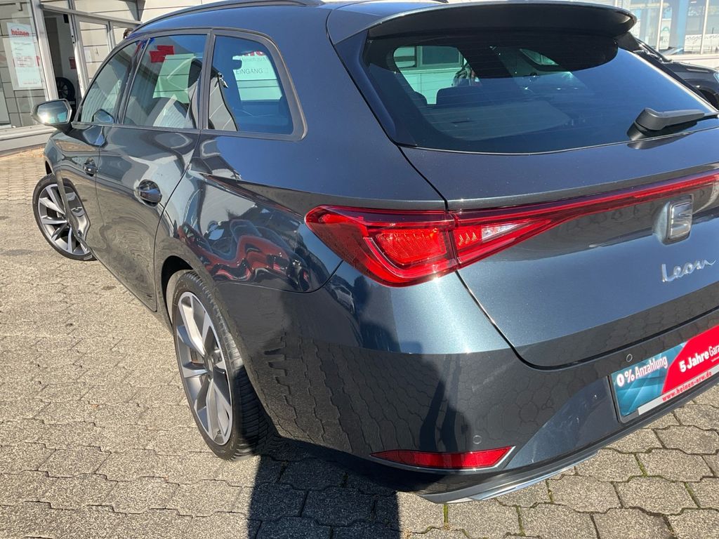 SEAT Leon 2022 г. Серый, пробег 59511 км