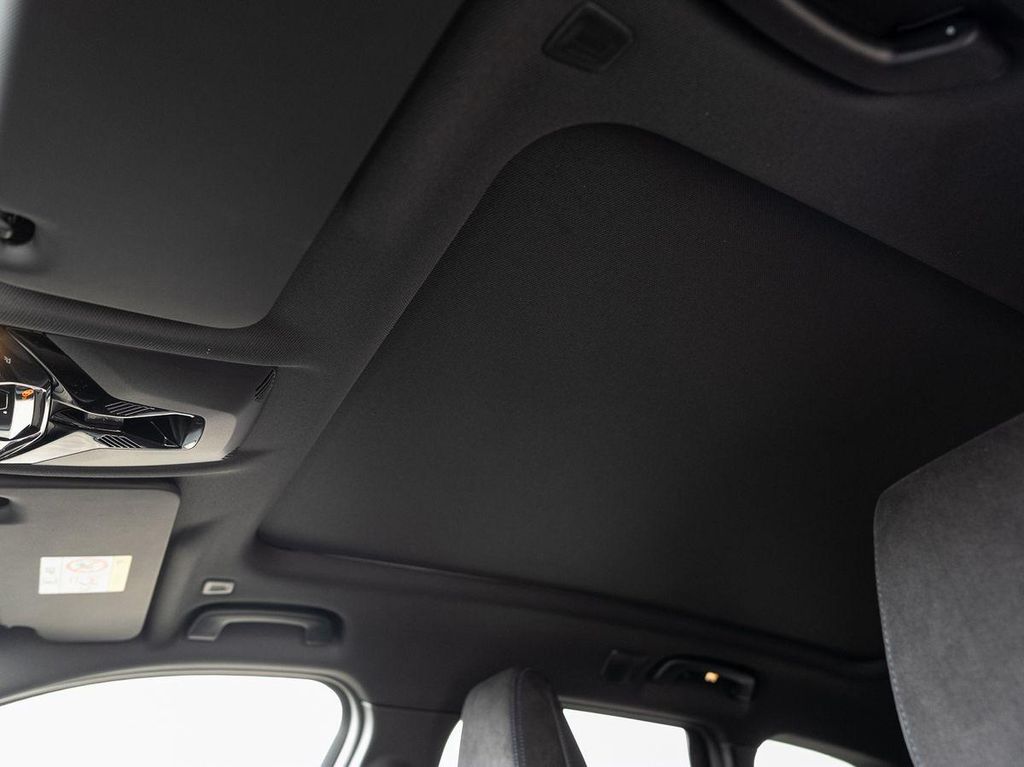 BMW X1 2026 г. Зелёный, пробег 7490 км