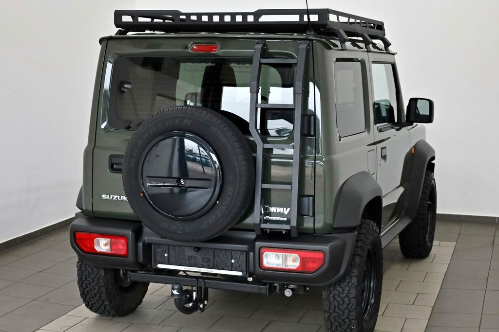 Suzuki Jimny 2023 г. Зелёный, пробег 37340 км