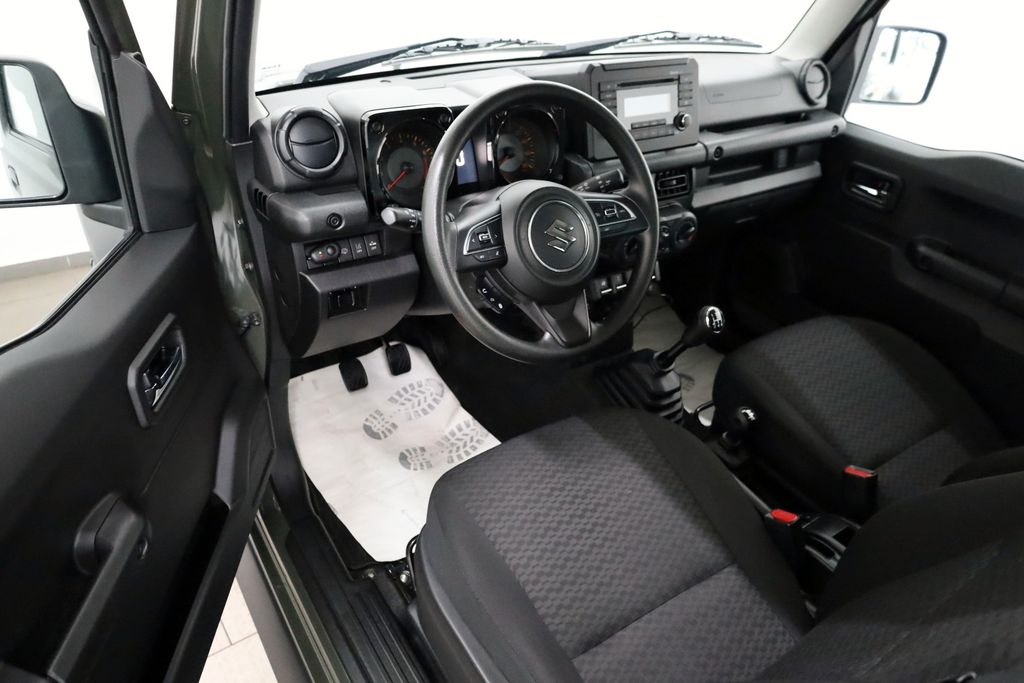 Suzuki Jimny 2023 г. Зелёный, пробег 37340 км