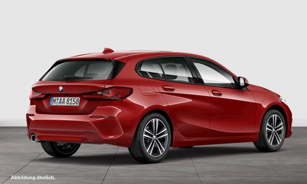 BMW 118 2023 г. Красный, пробег 31278 км