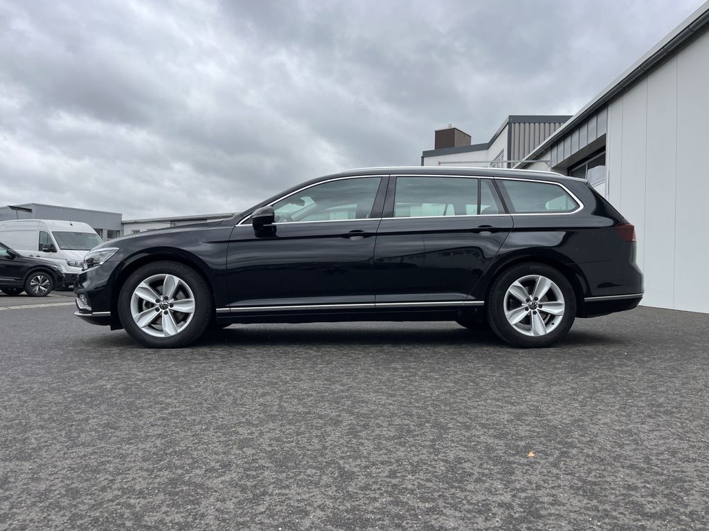 Volkswagen PASSAT VARIANT 2023 г. Чёрный, пробег 39987 км