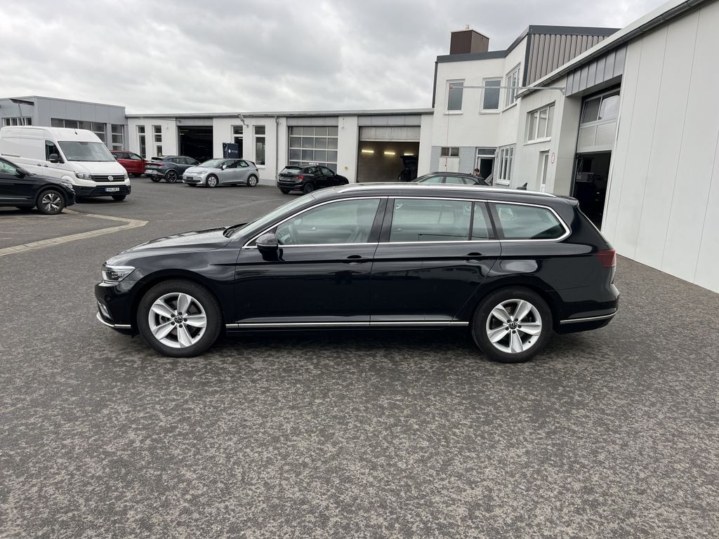 Volkswagen PASSAT VARIANT 2023 г. Чёрный, пробег 39987 км