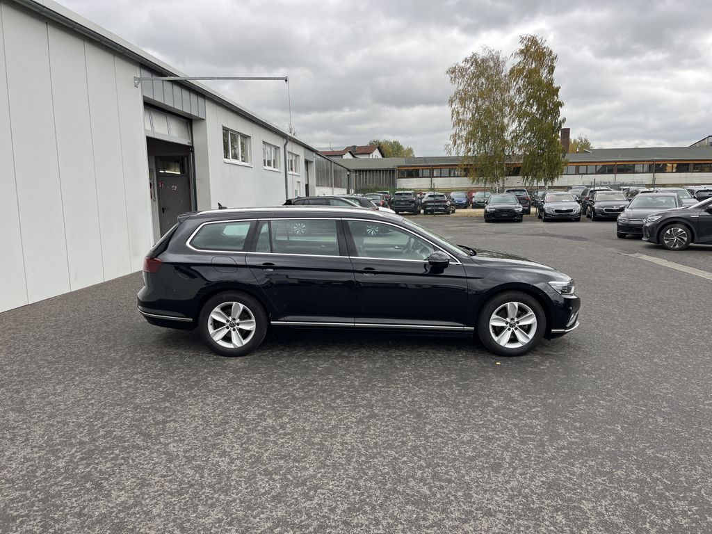 Volkswagen PASSAT VARIANT 2023 г. Чёрный, пробег 39987 км