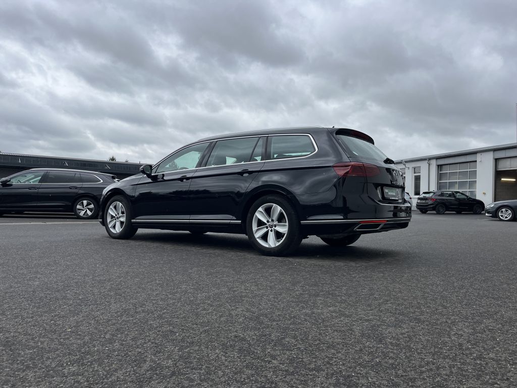 Volkswagen PASSAT VARIANT 2023 г. Чёрный, пробег 39987 км